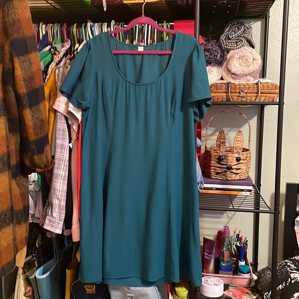 Old Navy Green Fitted Size XL Round Plunge Neckline Dress 🌲